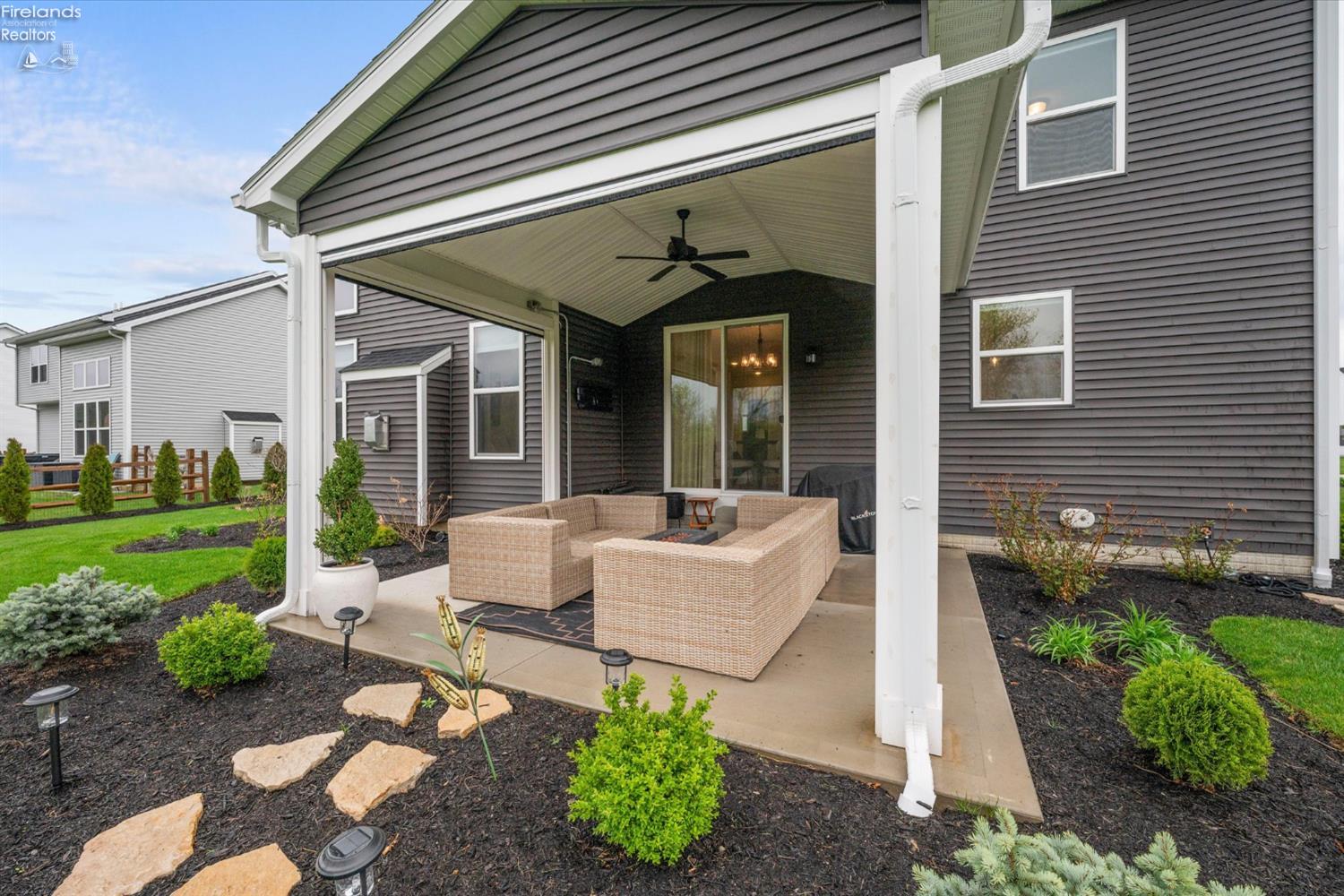 4950 Buckeye Dr.