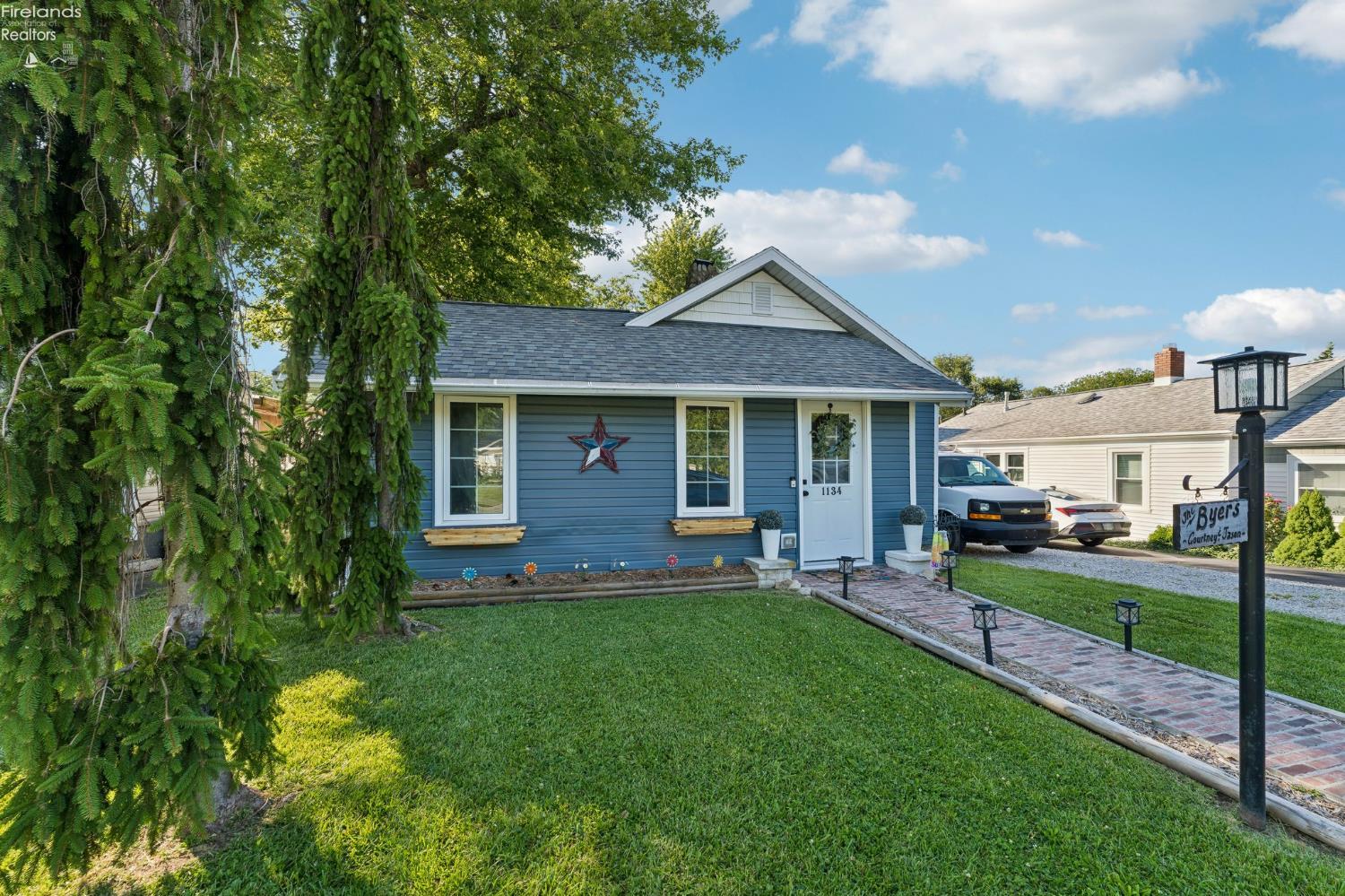 1134 NW Catawba Road