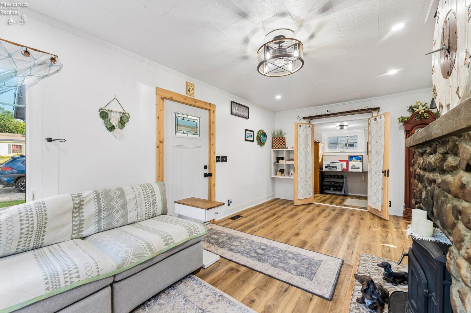 1134 NW Catawba Road