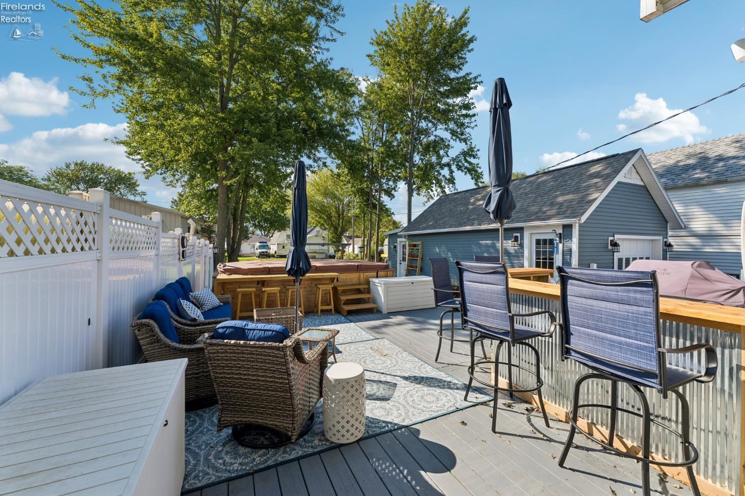 1134 NW Catawba Road