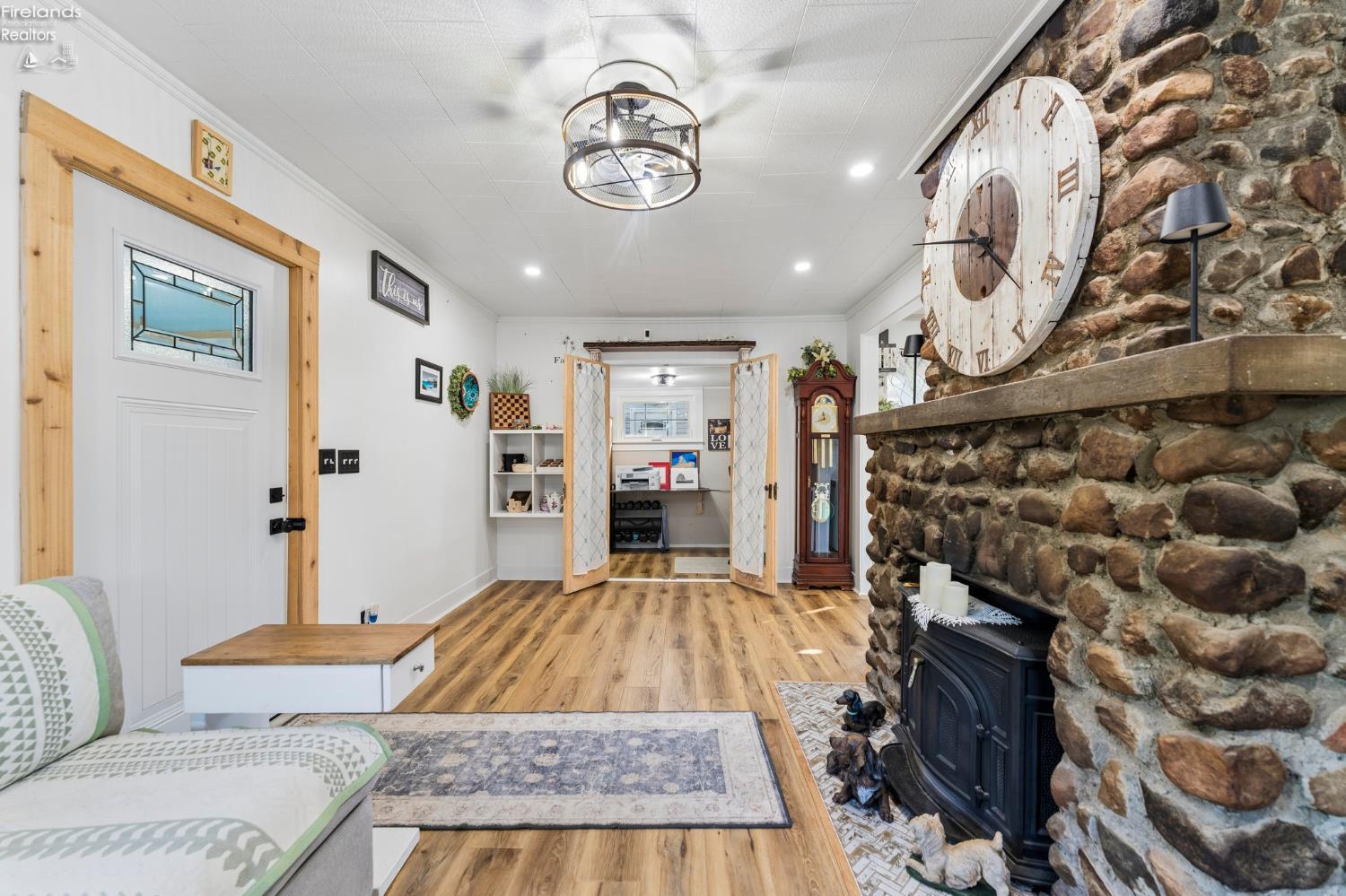 1134 NW Catawba Road