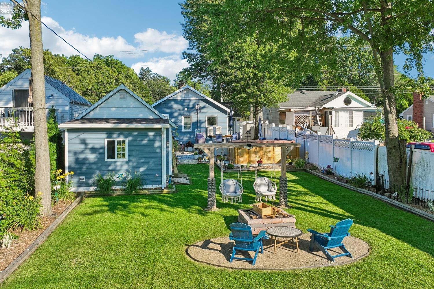 1134 NW Catawba Road