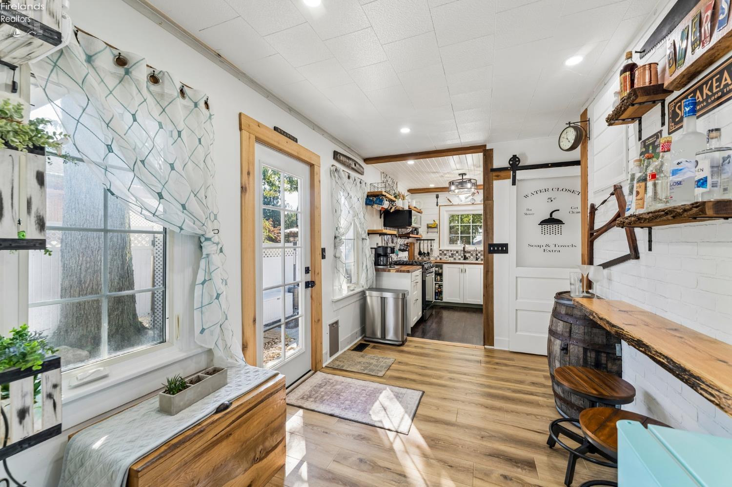 1134 NW Catawba Road