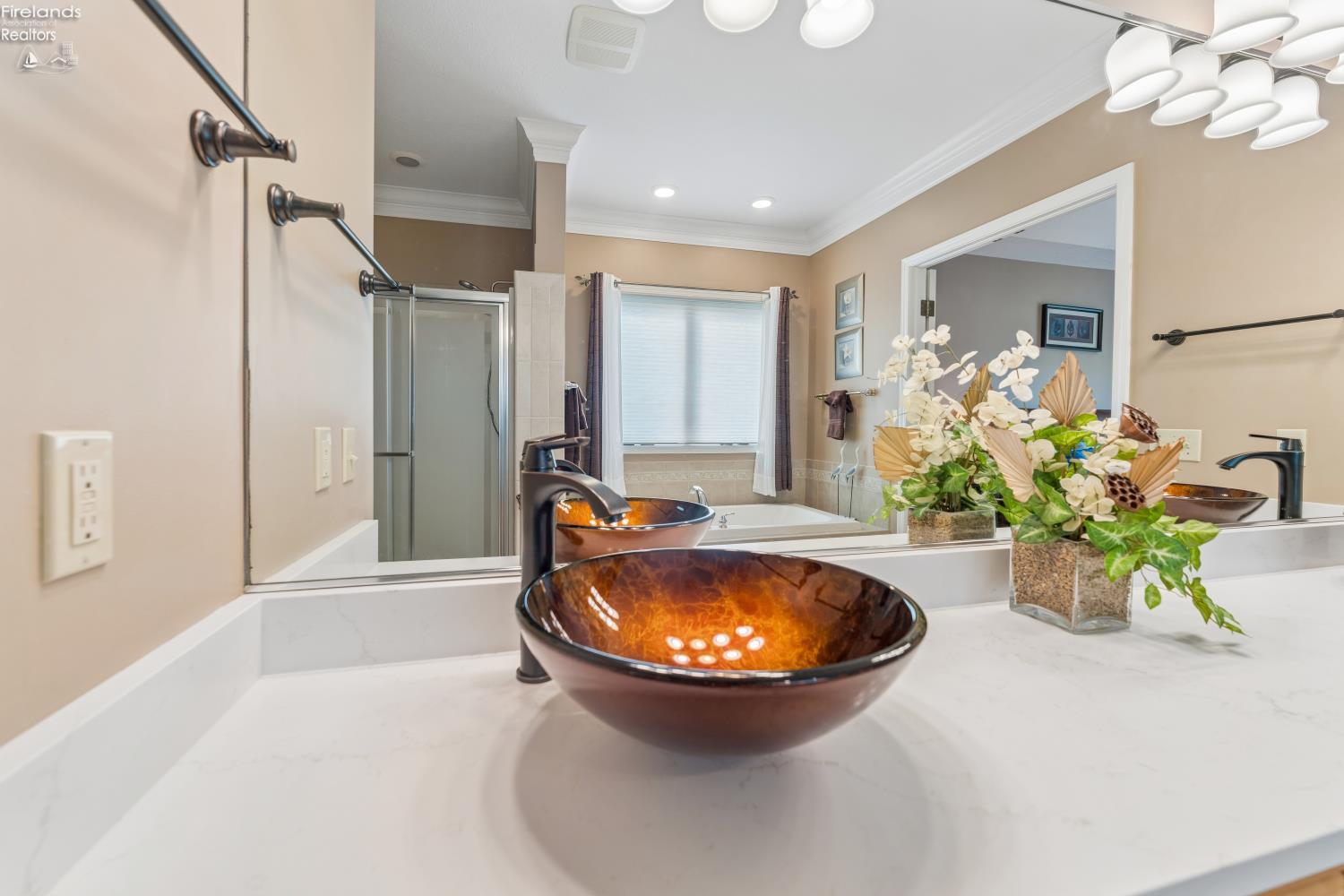 616 Harbourside Drive