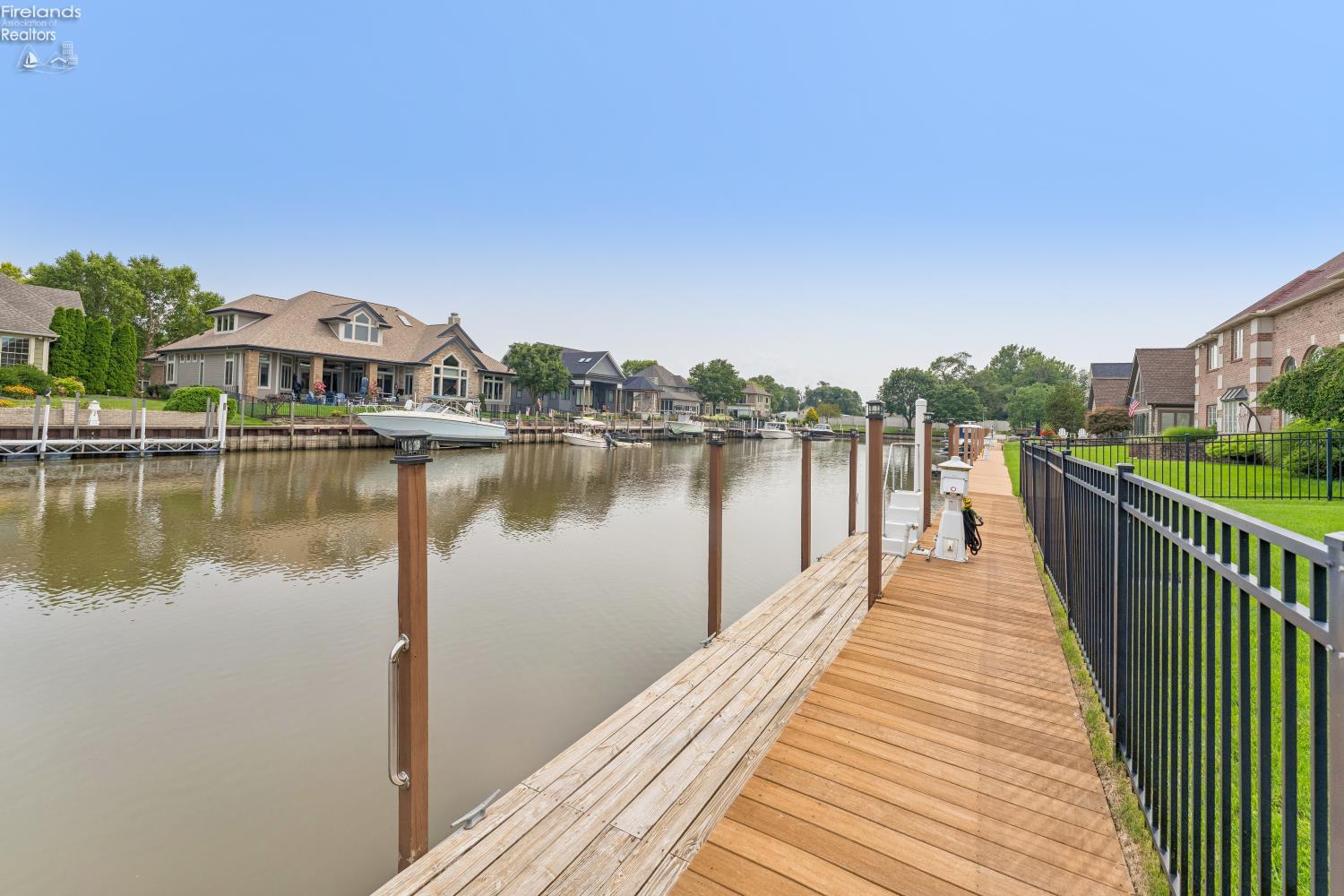 616 Harbourside Drive