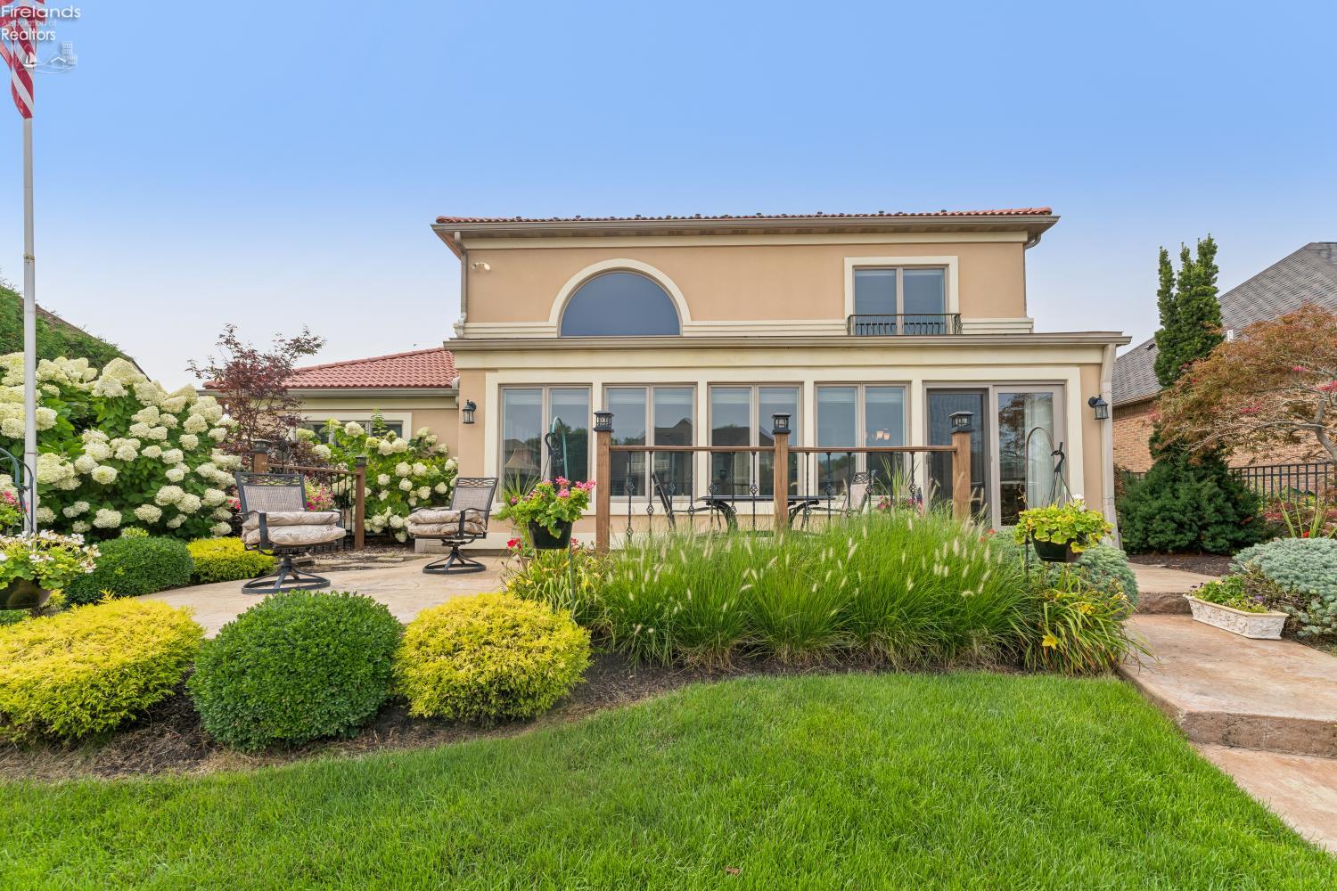 616 Harbourside Drive