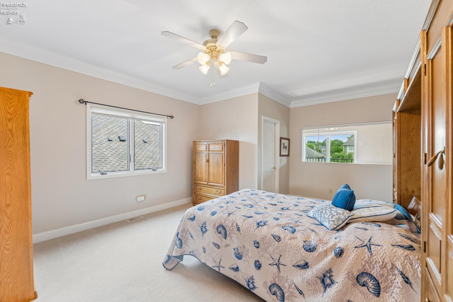 616 Harbourside Drive