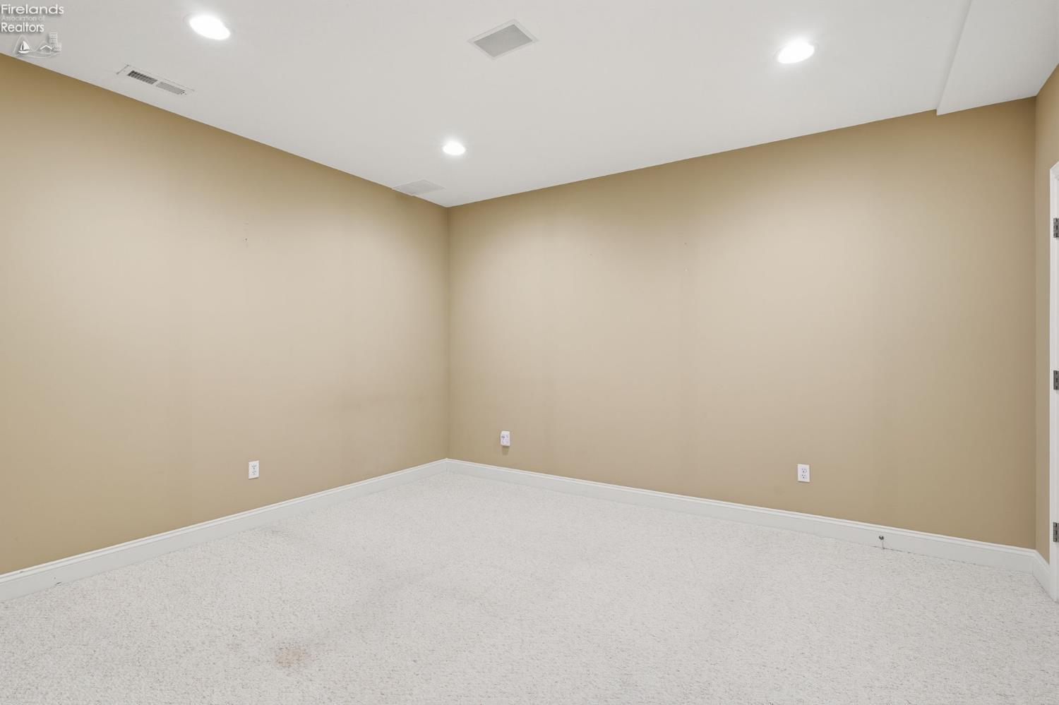 326 Pheasant Run Lane
