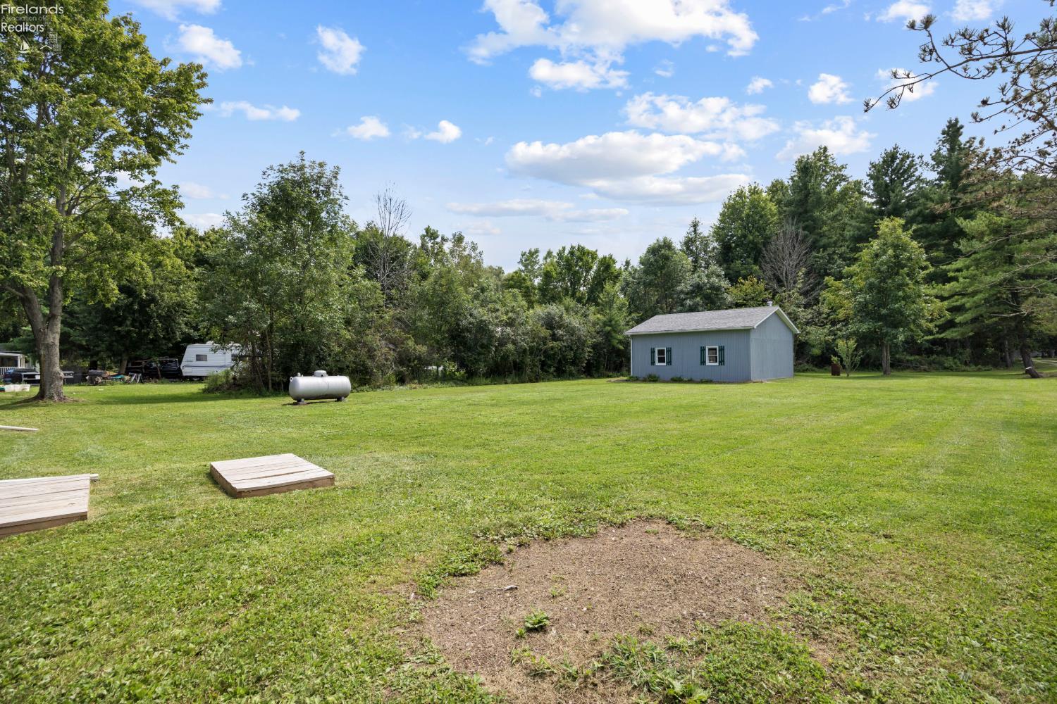 6485 Russia Rd.
