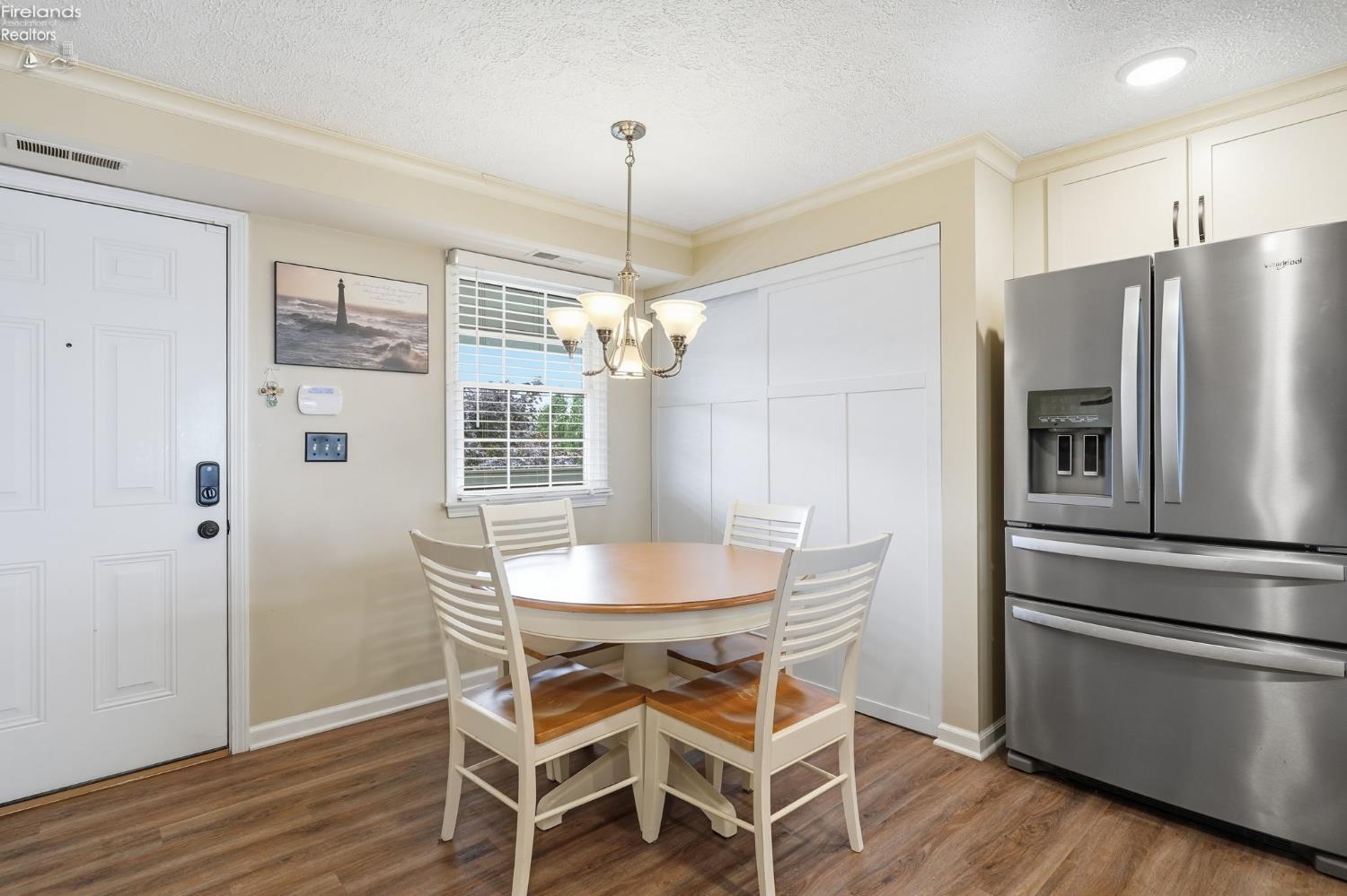 1909 E Harbor Road Unit: 302 W