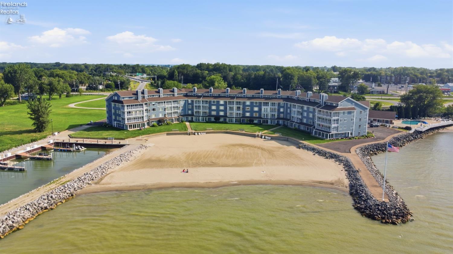 1909 E Harbor Road Unit: 302 W