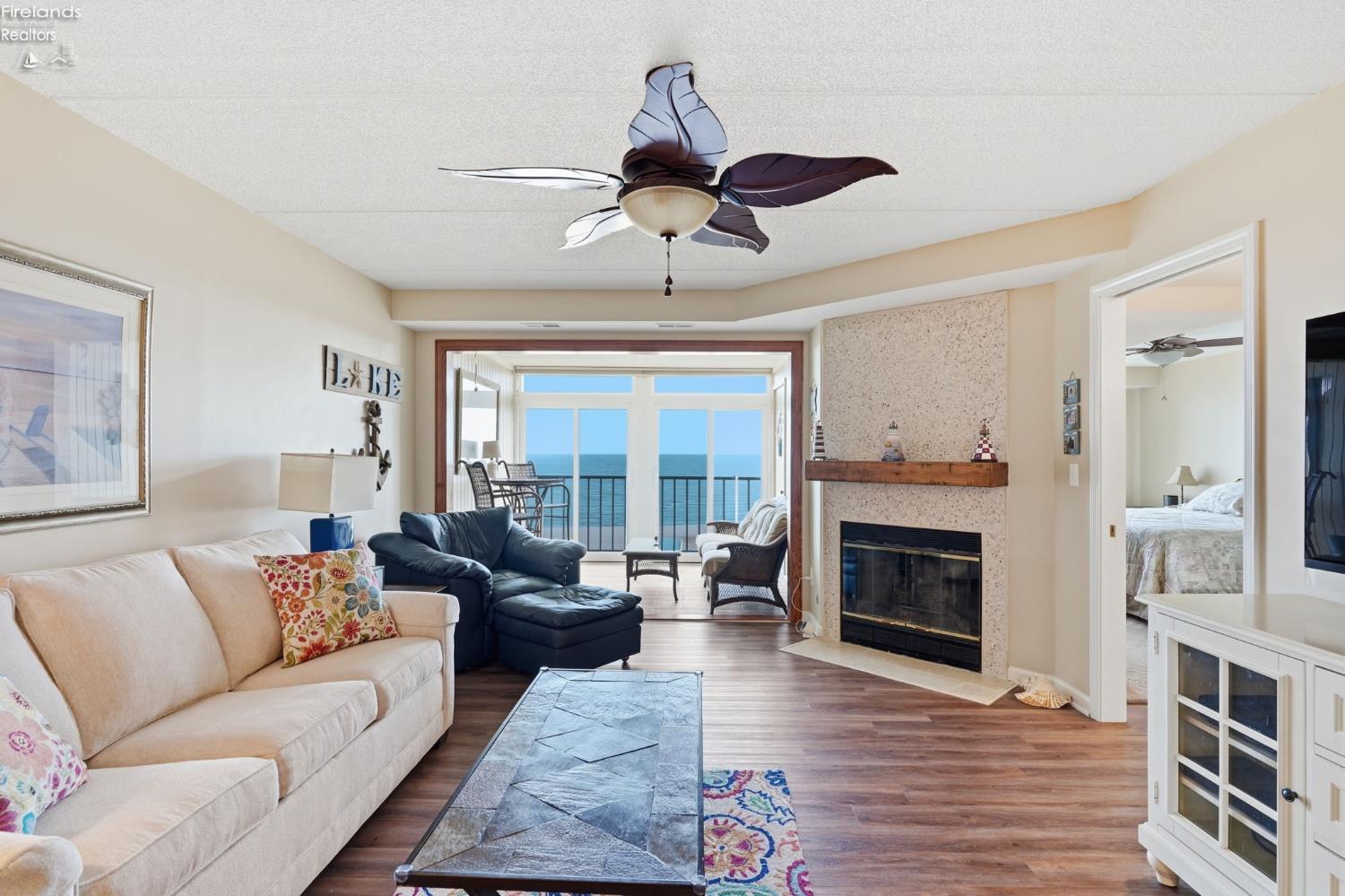 1909 E Harbor Road Unit: 302 W