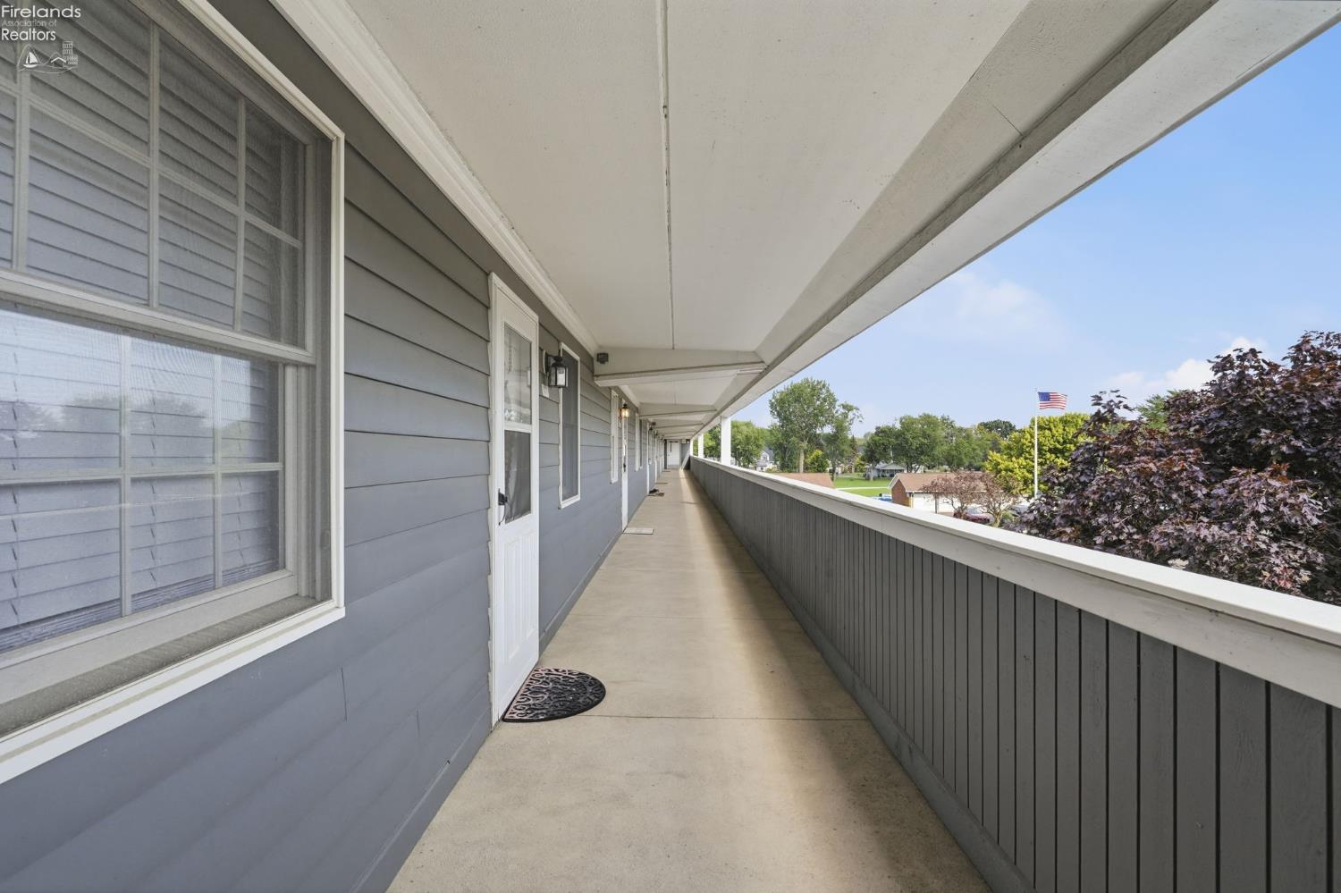 1909 E Harbor Road Unit: 302 W