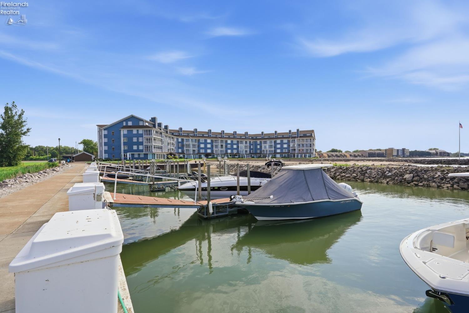 1909 E Harbor Road Unit: 302 W