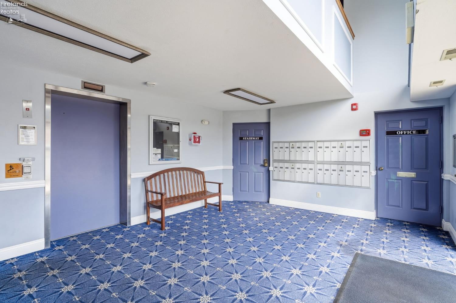 1909 E Harbor Road Unit: 302 W