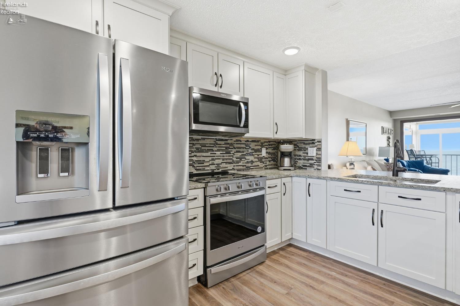 1909 E Harbor Road Unit: 302 W