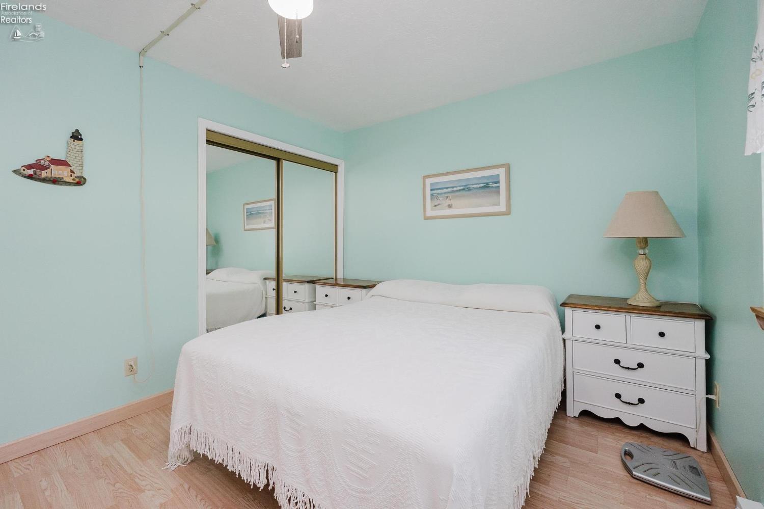 208 W Lakeshore # D