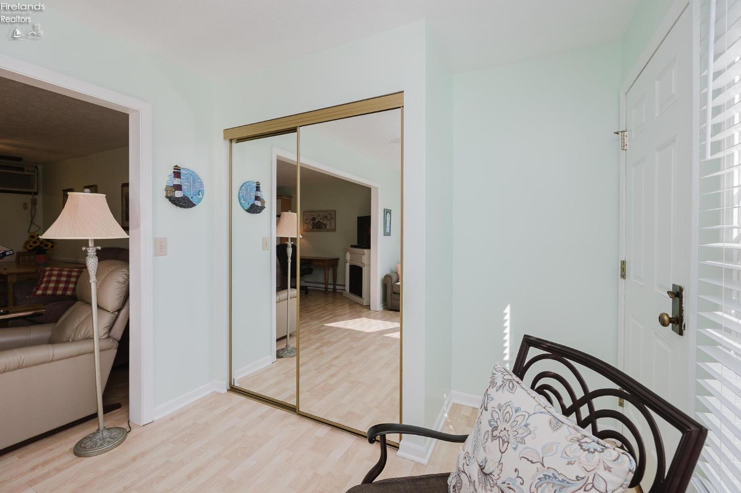 208 W Lakeshore # D