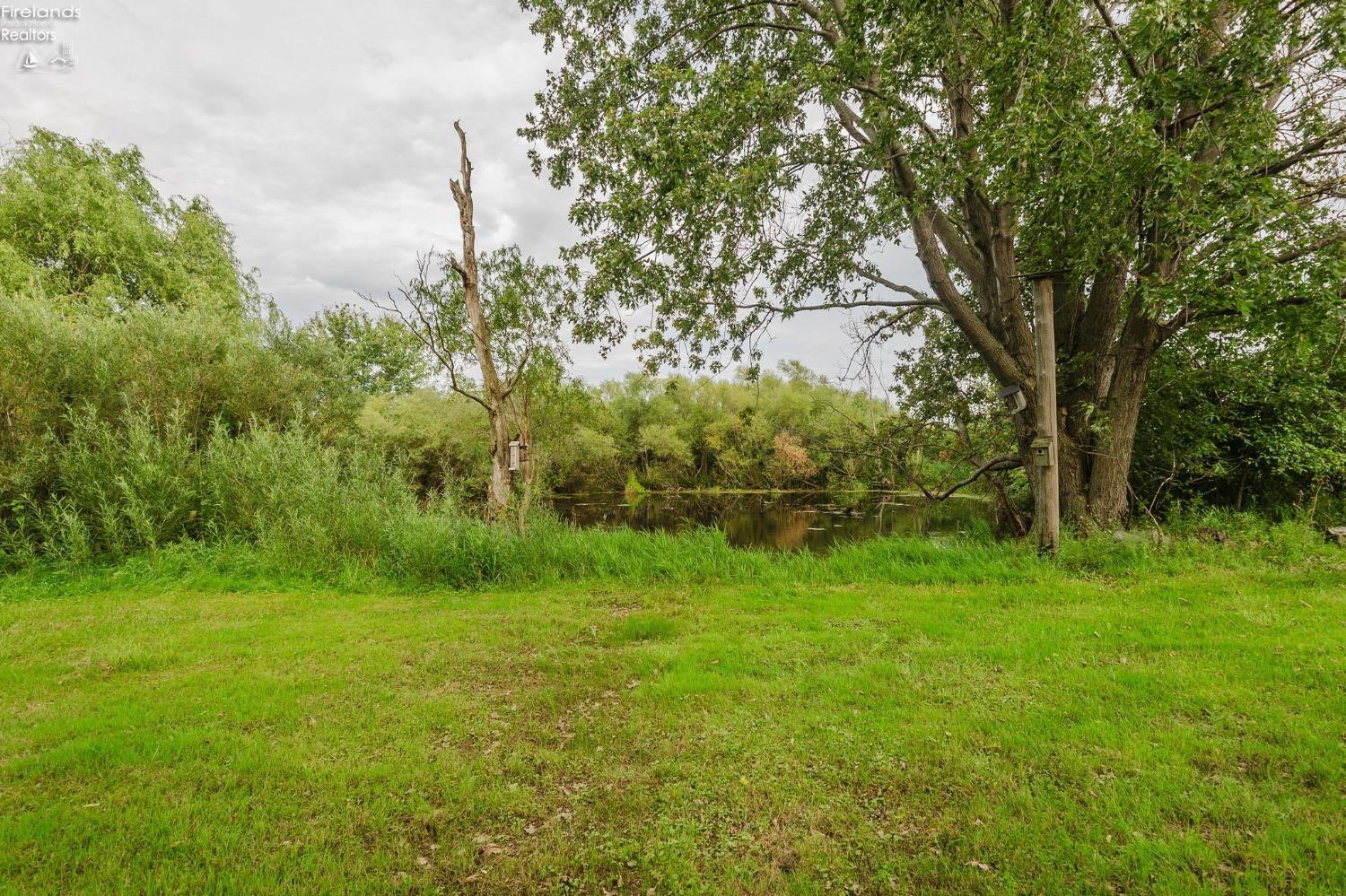 5821 N Benton Carroll Road