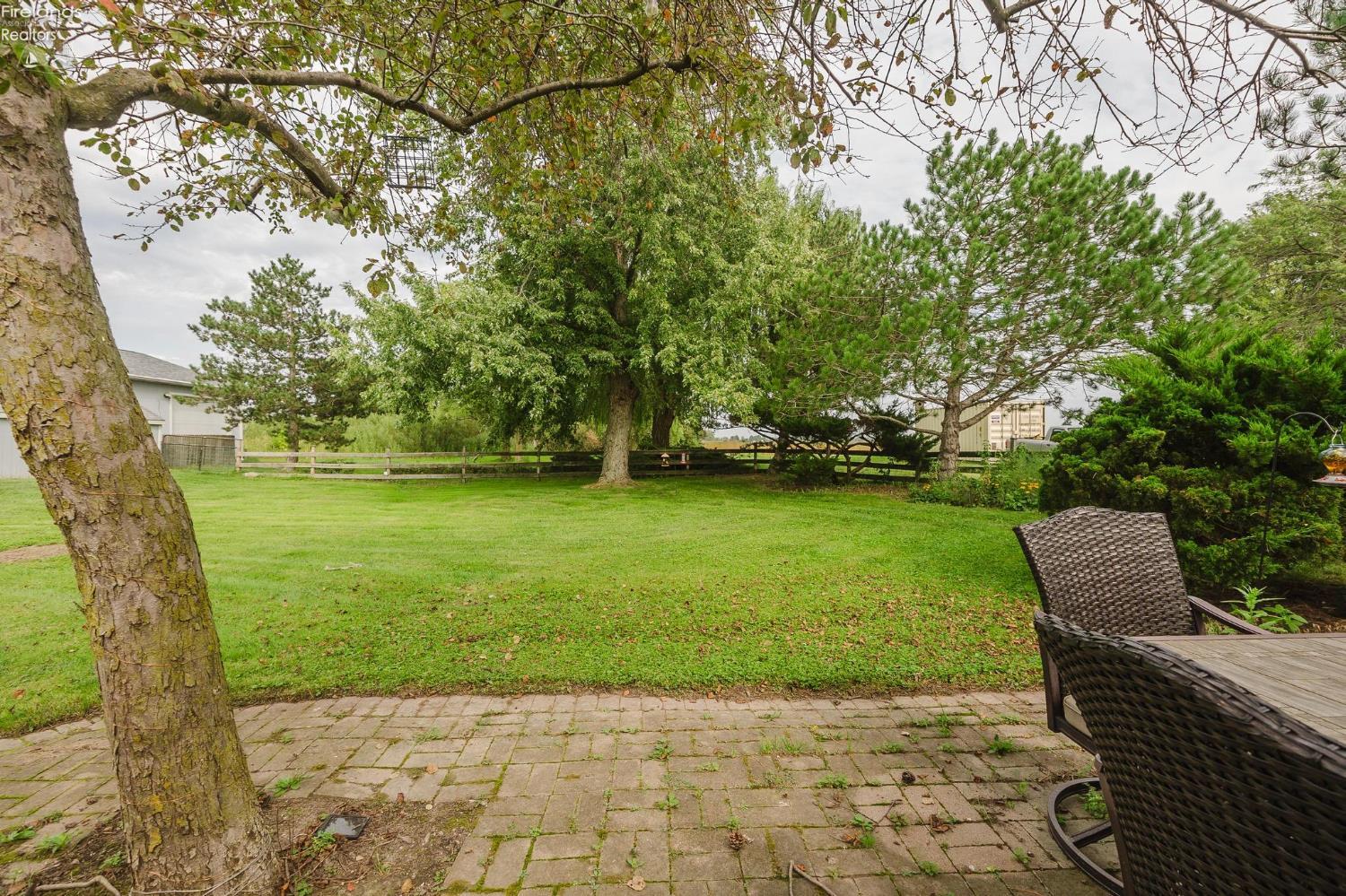 5821 N Benton Carroll Road