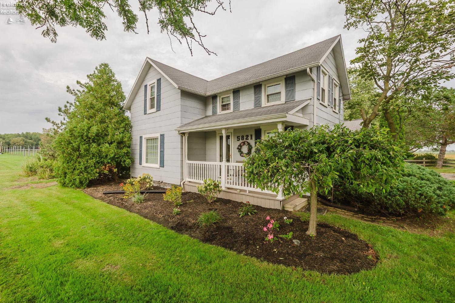 5821 N Benton Carroll Road