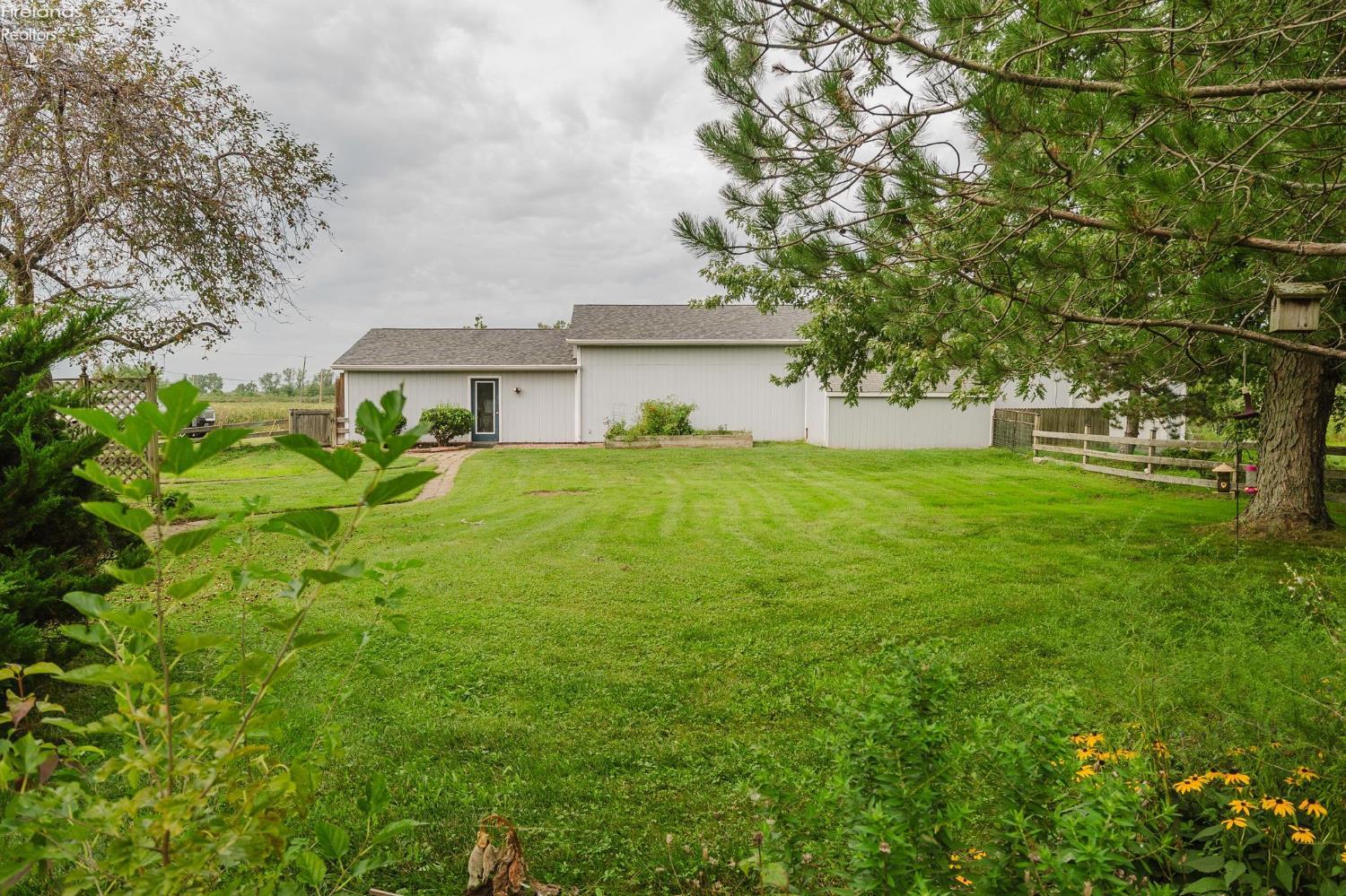 5821 N Benton Carroll Road