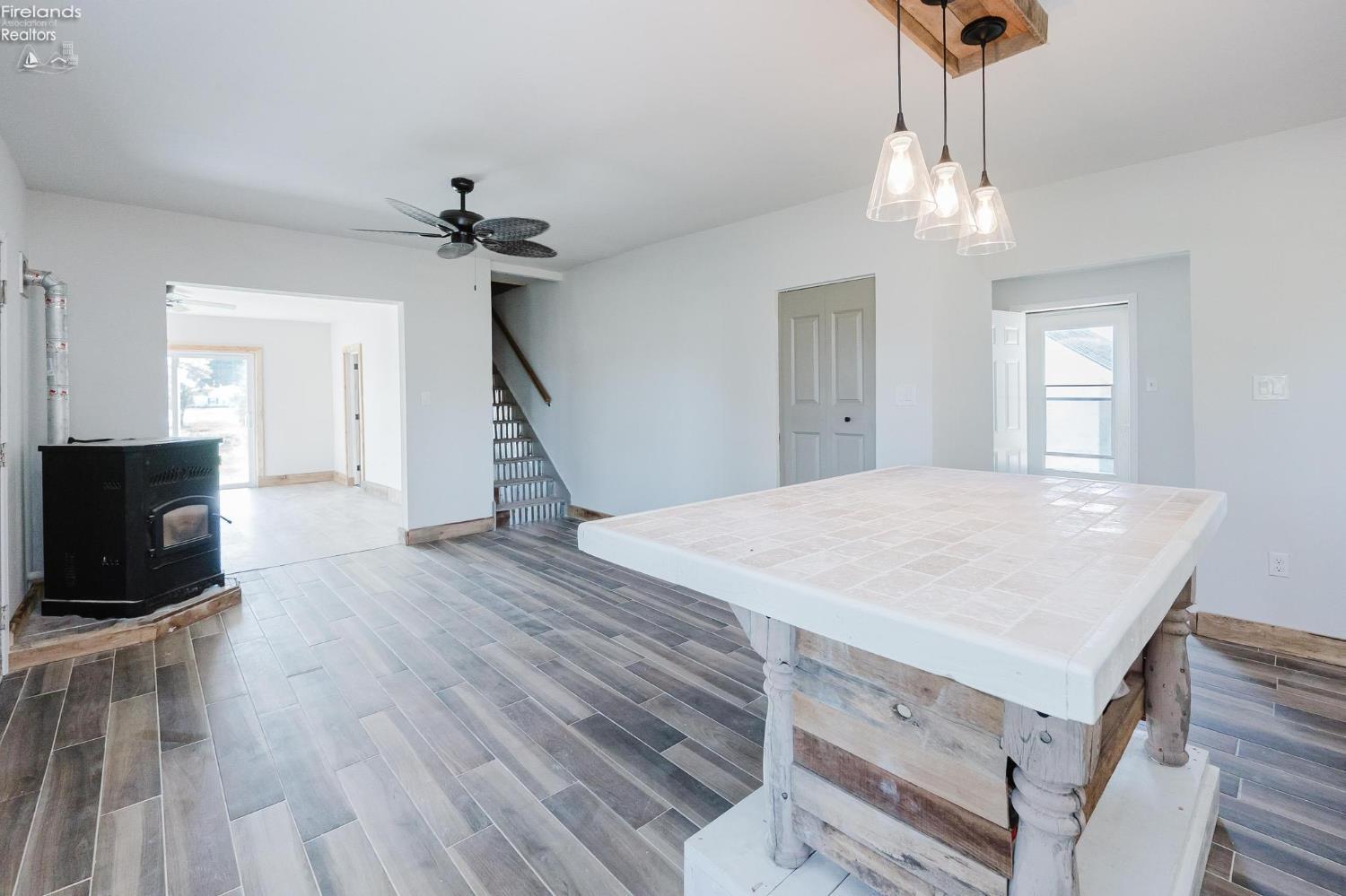 11590 W Salem Carroll Road