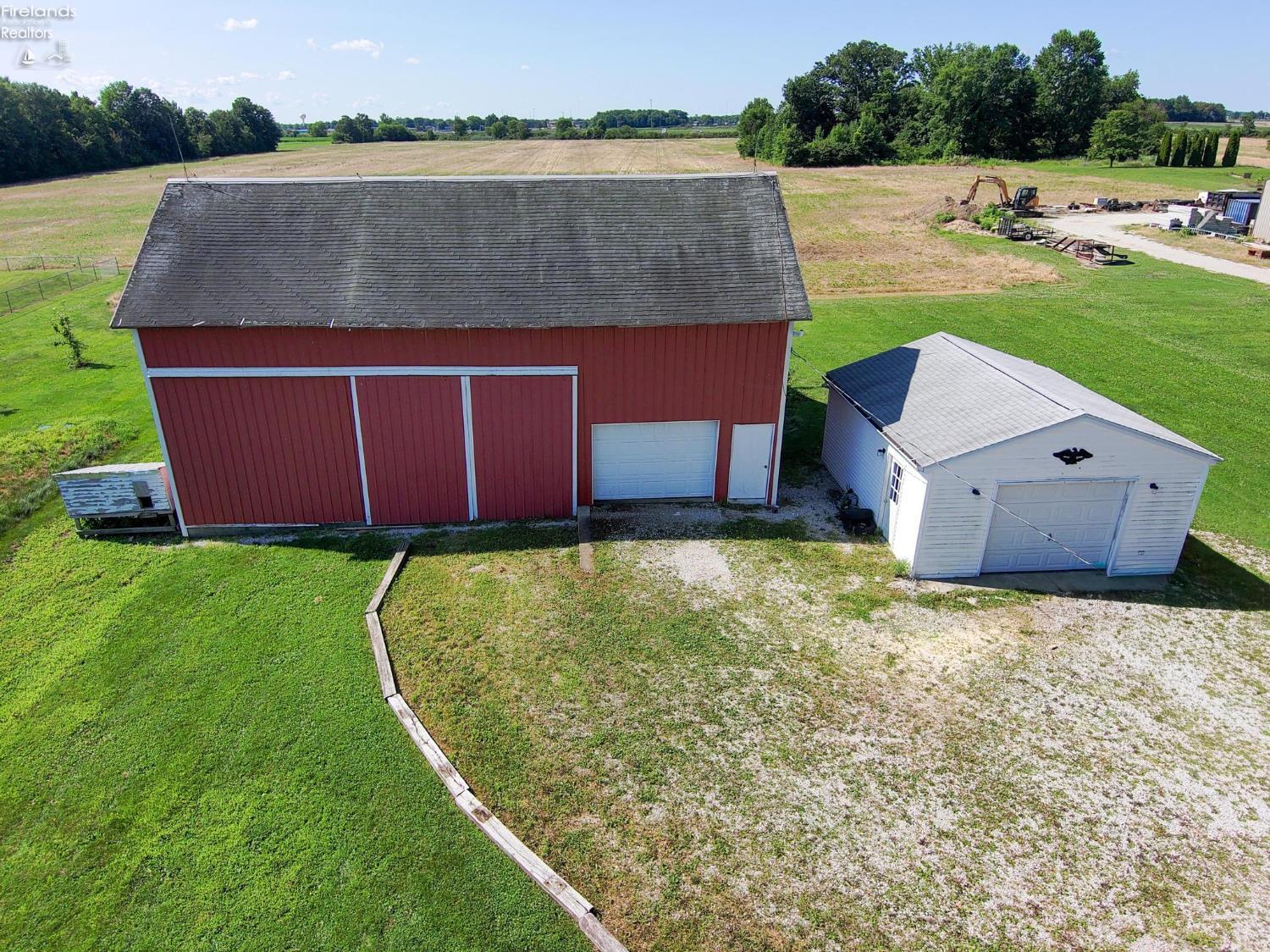 11590 W Salem Carroll Road