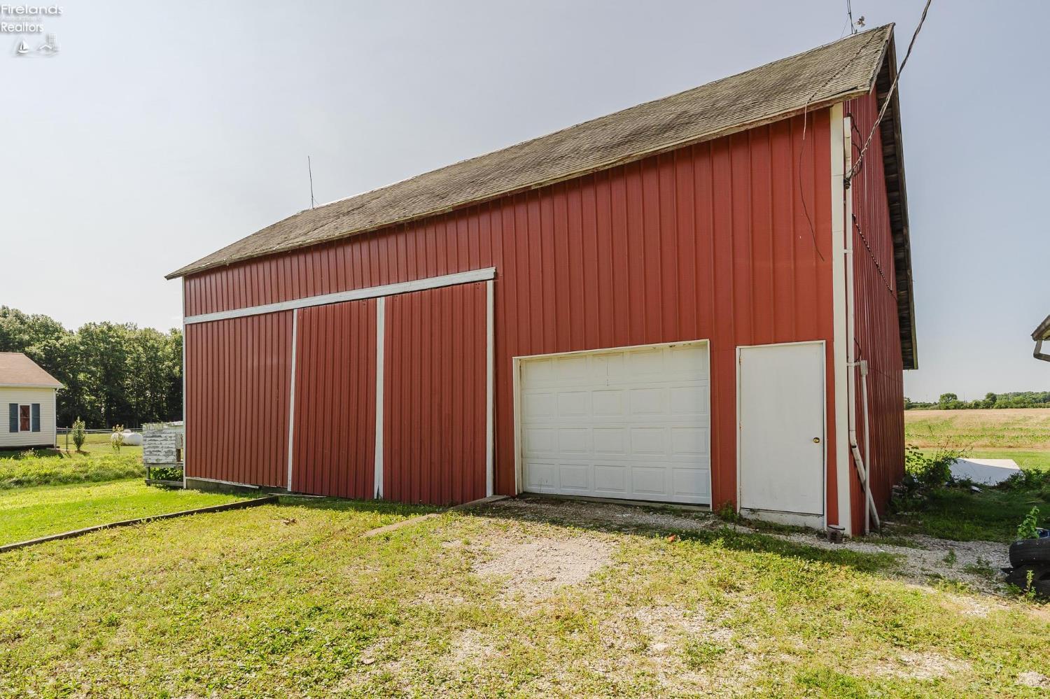 11590 W Salem Carroll Road
