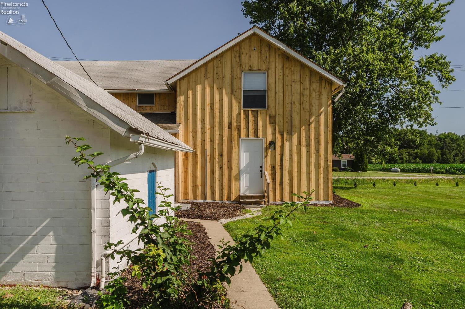 11590 W Salem Carroll Road