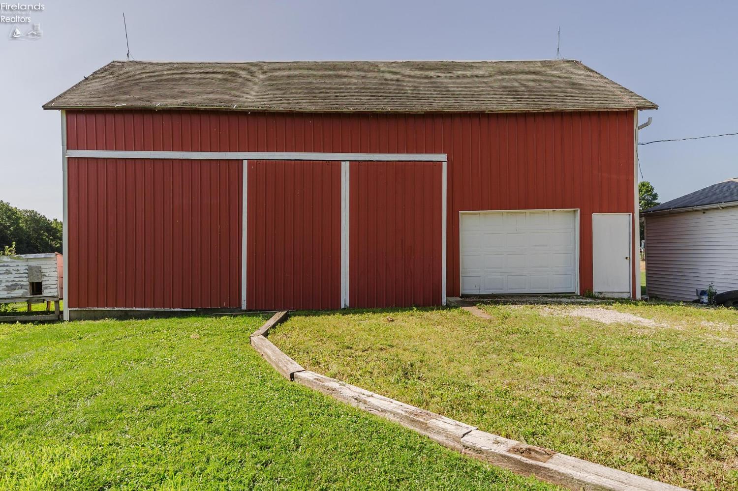 11590 W Salem Carroll Road