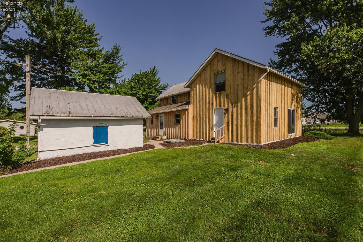11590 W Salem Carroll Road