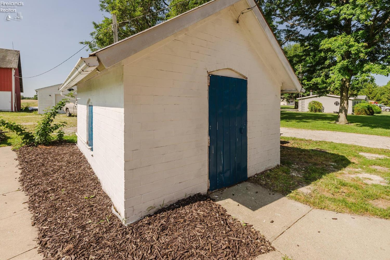 11590 W Salem Carroll Road