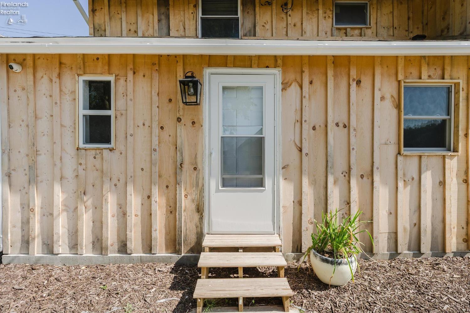 11590 W Salem Carroll Road