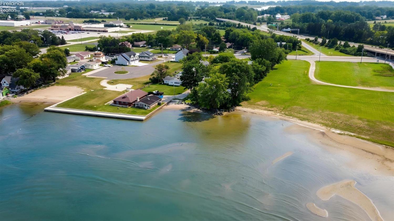 1923 E Harbor Road