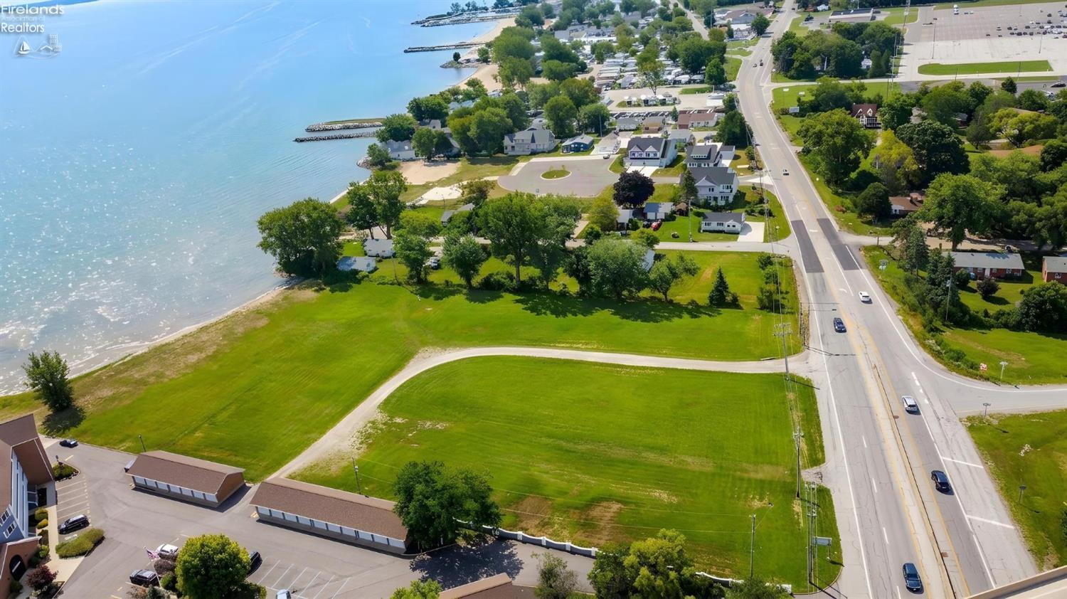 1923 E Harbor Road