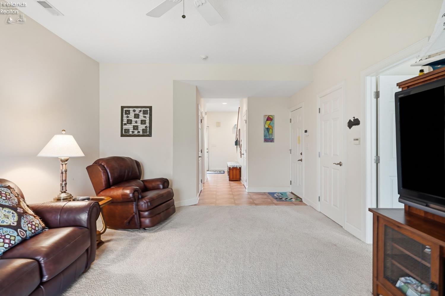 5323 Swan Drive # I3