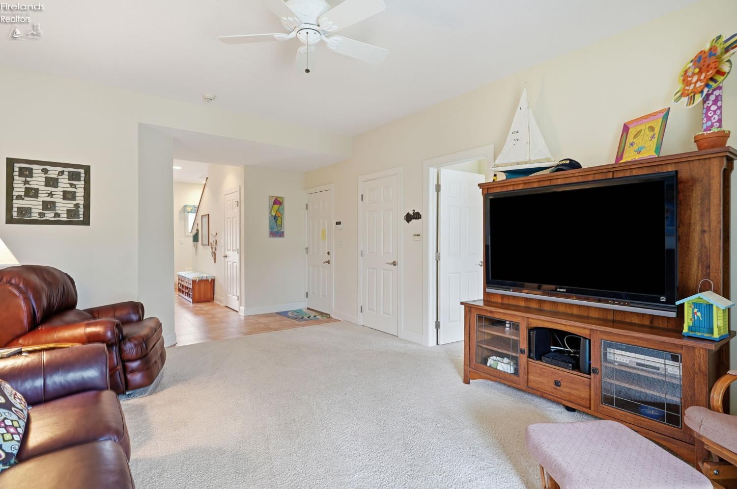 5323 Swan Drive # I3