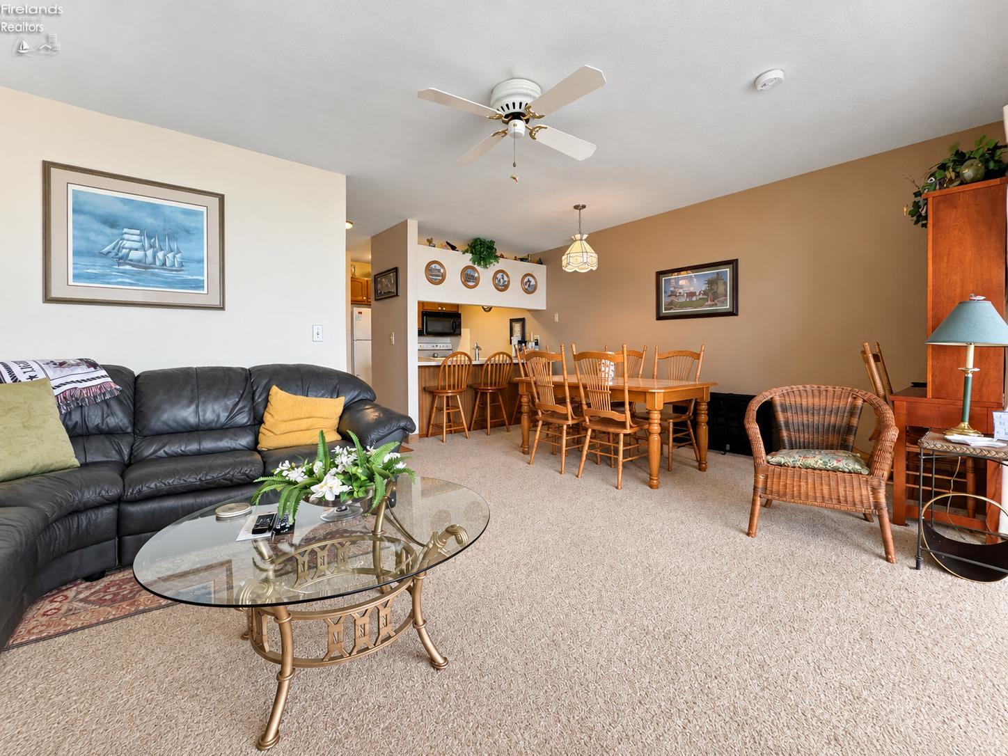 503 W Lakeshore Drive # B4