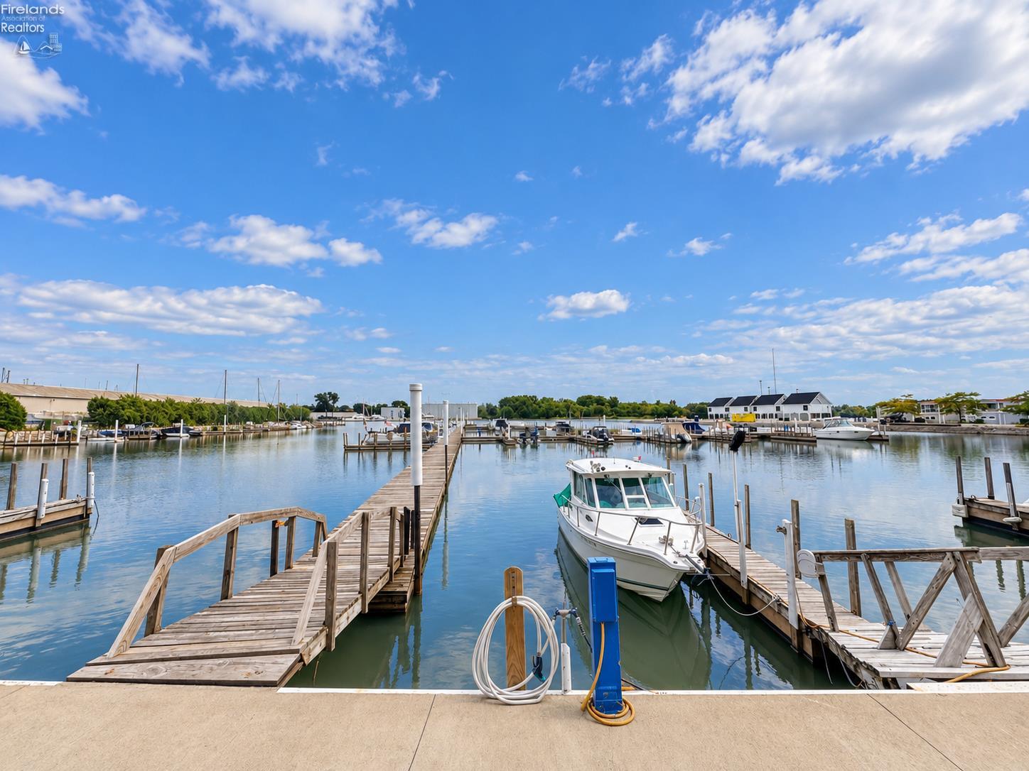 503 W Lakeshore Drive # B4