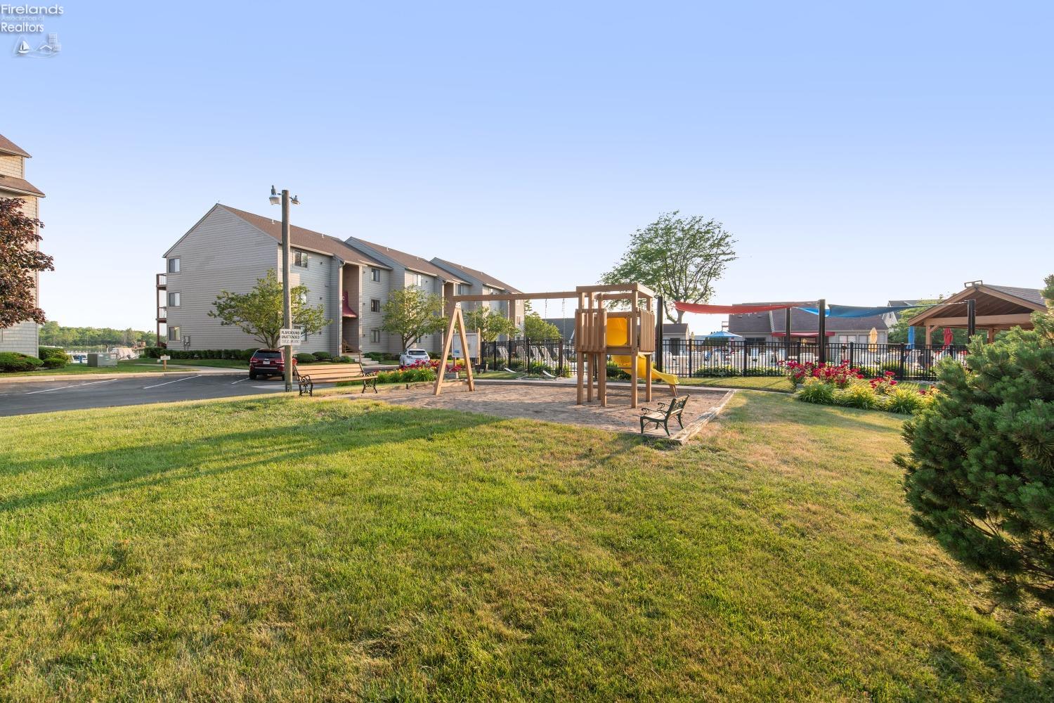503 W Lakeshore Drive # B4