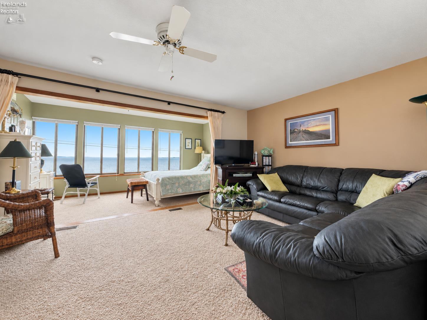 503 W Lakeshore Drive # B4