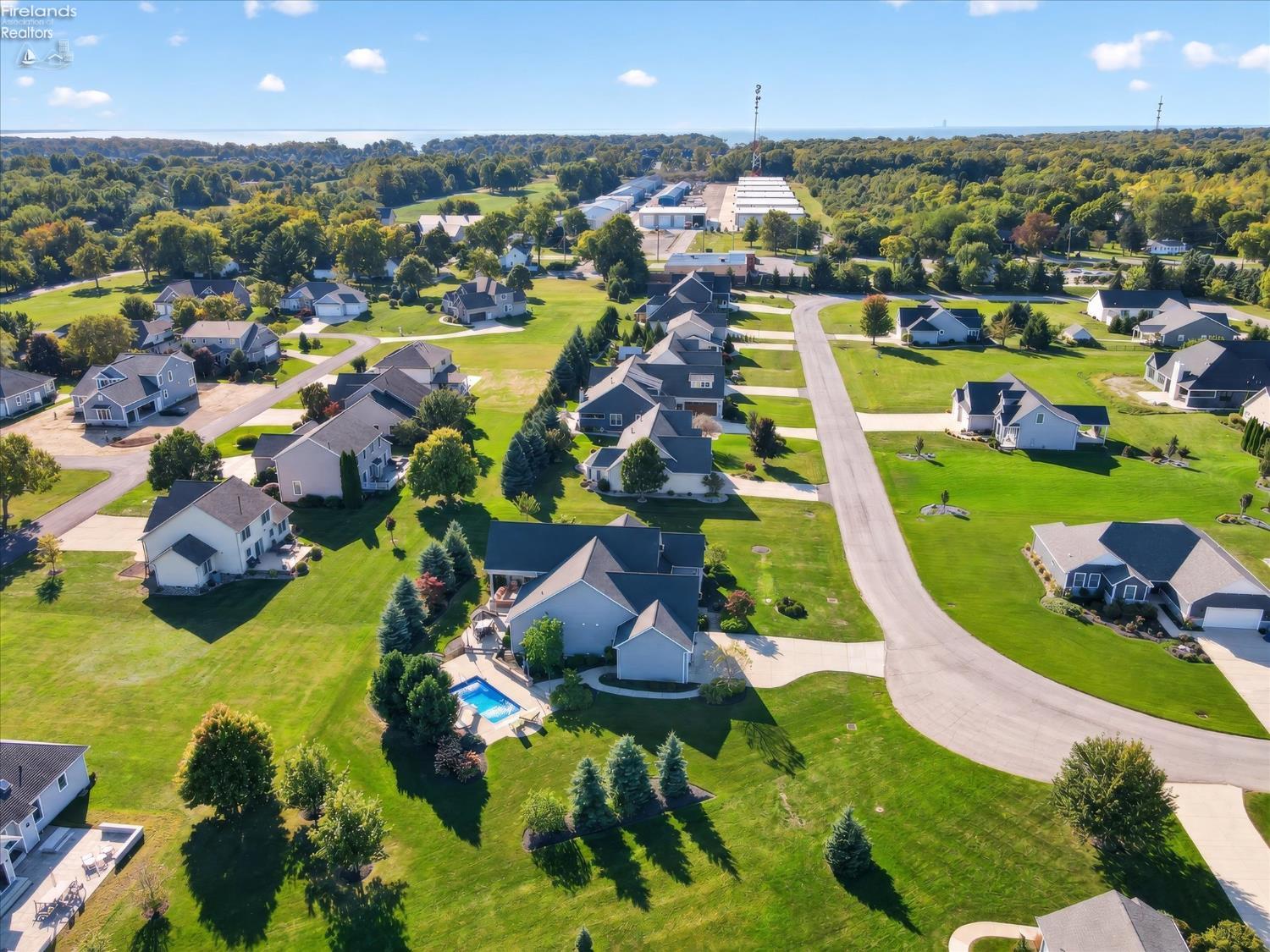 5211 E Bay Pointe Circle
