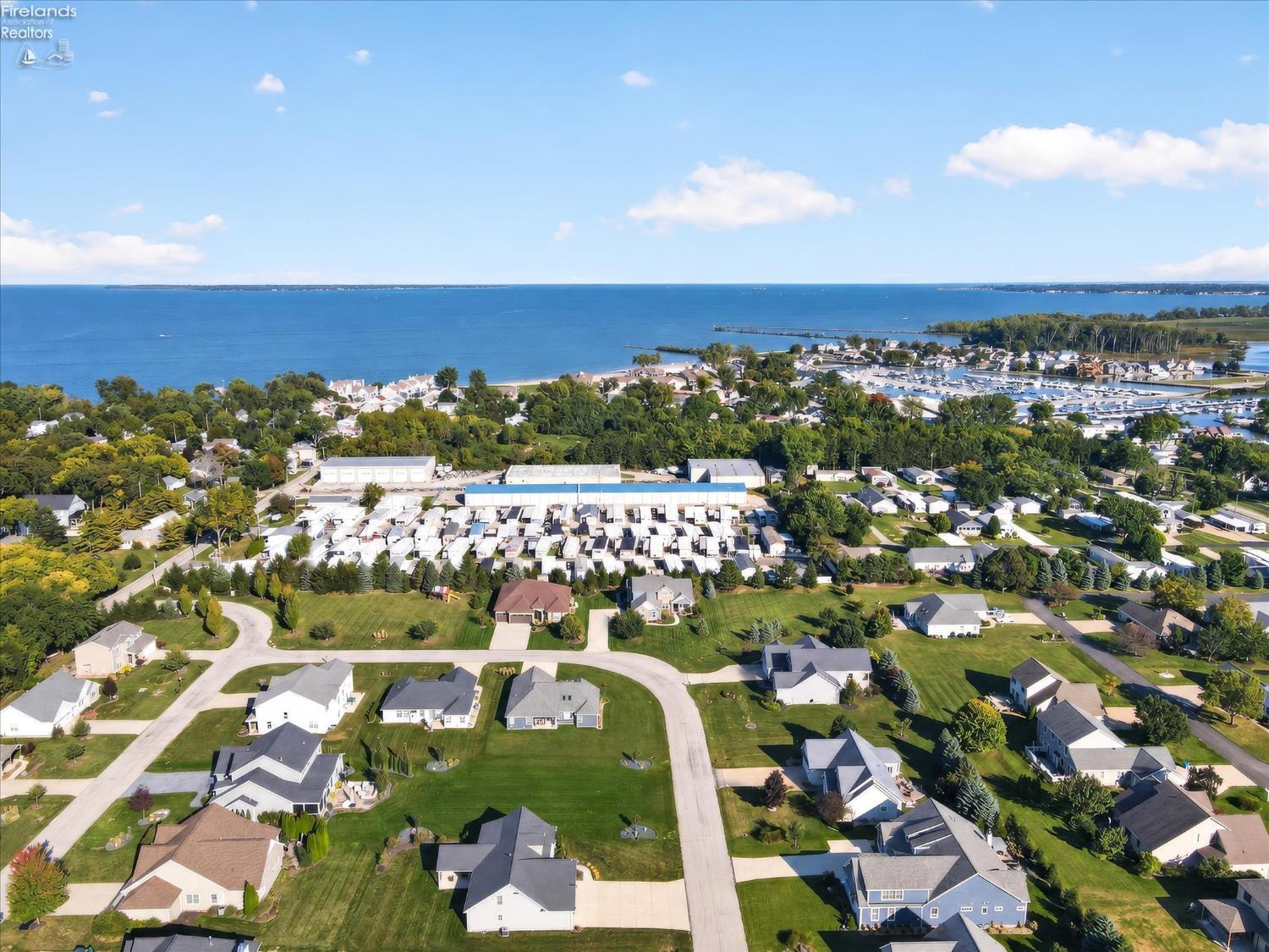 5211 E Bay Pointe Circle