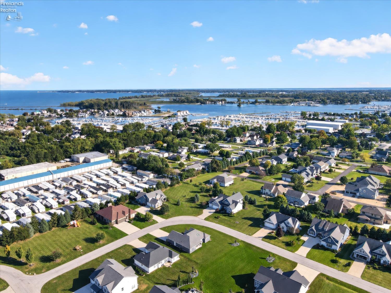 5211 E Bay Pointe Circle