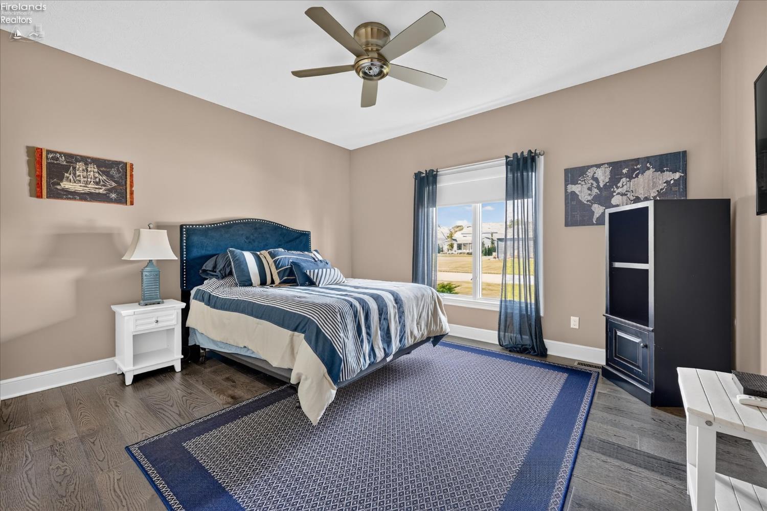 5211 E Bay Pointe Circle