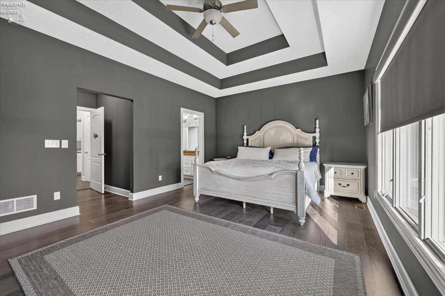 5211 E Bay Pointe Circle