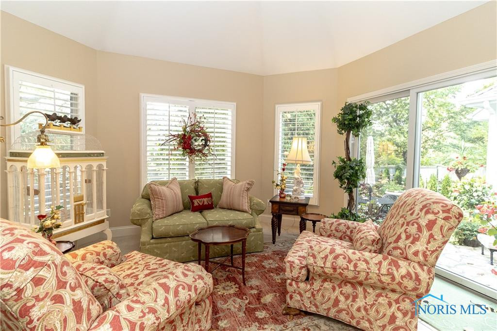 3230 Stone Wall Road