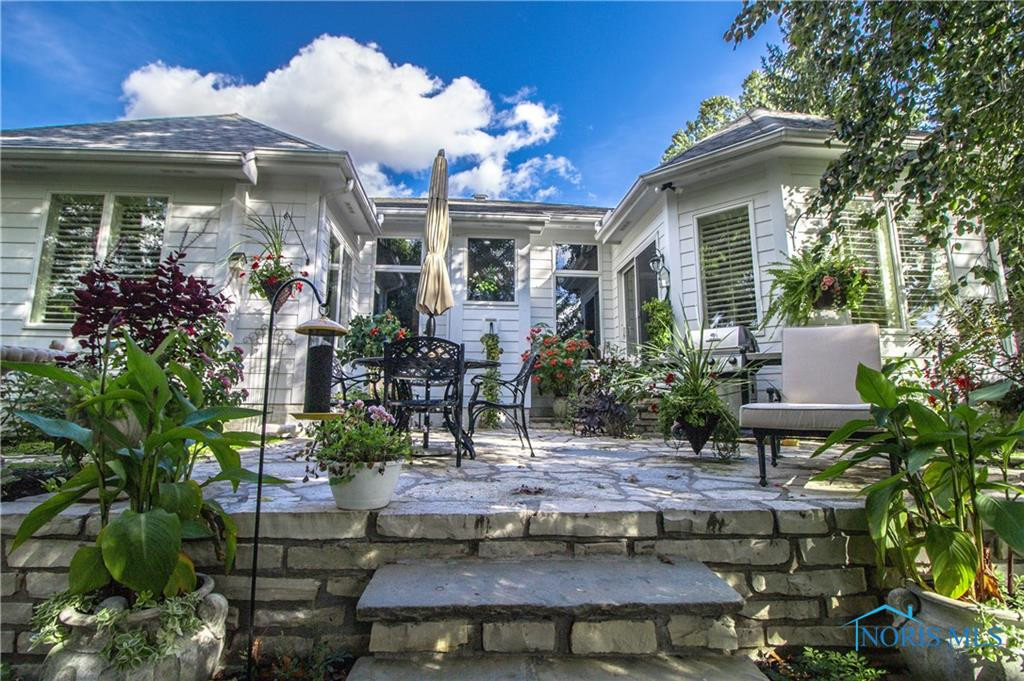 3230 Stone Wall Road