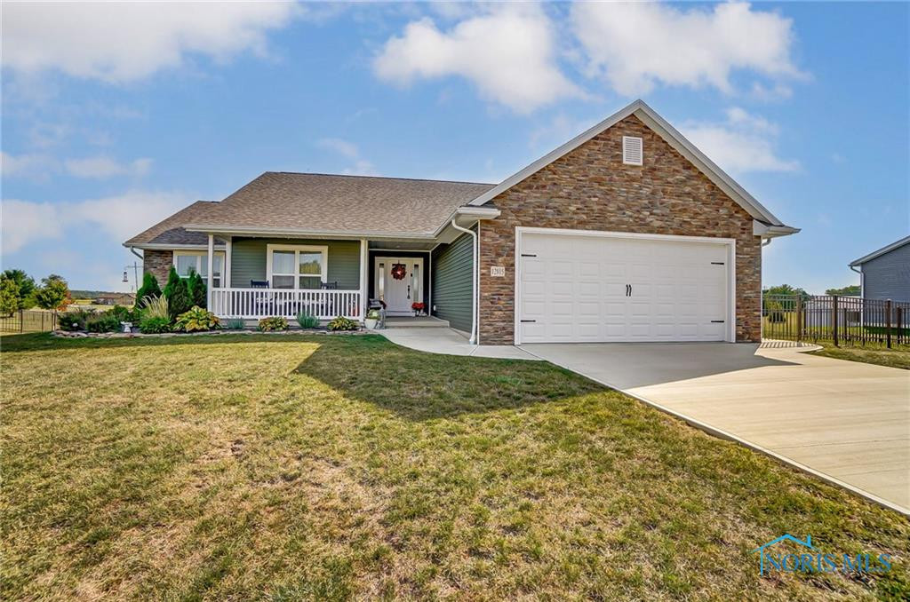 12815 Chickory Drive